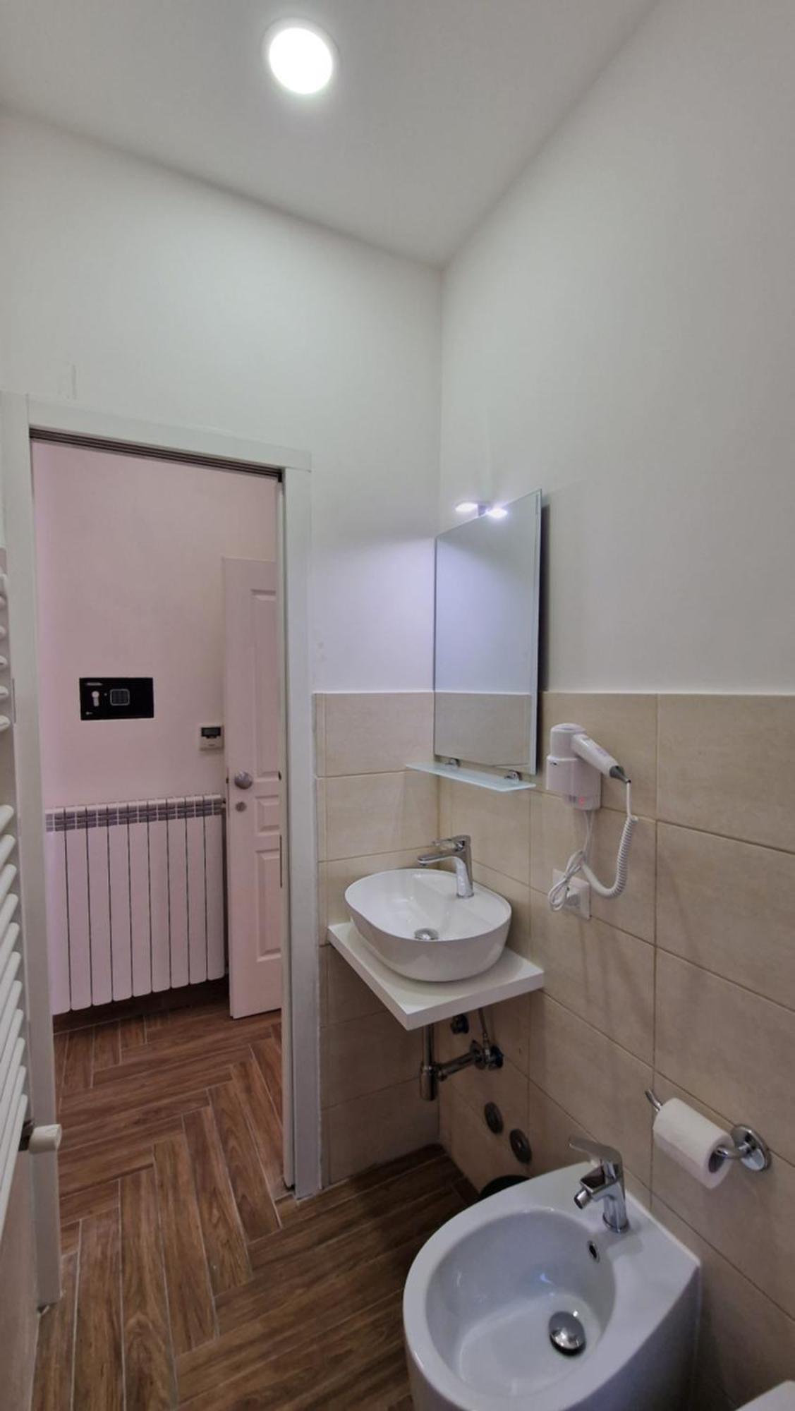 Susy'S Guest House - Room Spagna Rome Buitenkant foto
