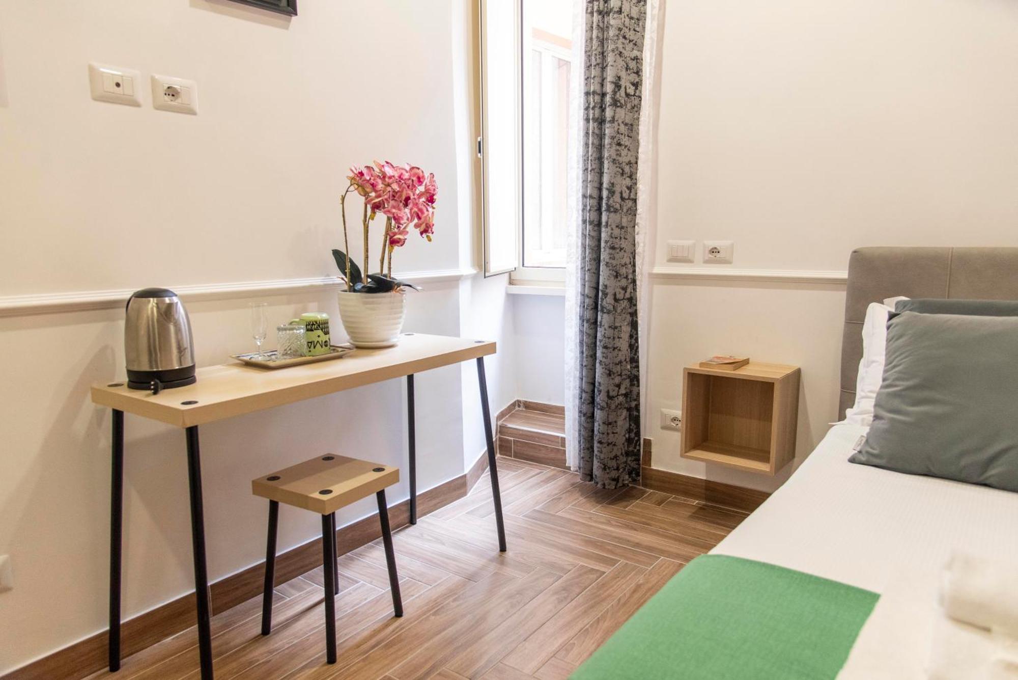 Susy'S Guest House - Room Spagna Rome Buitenkant foto